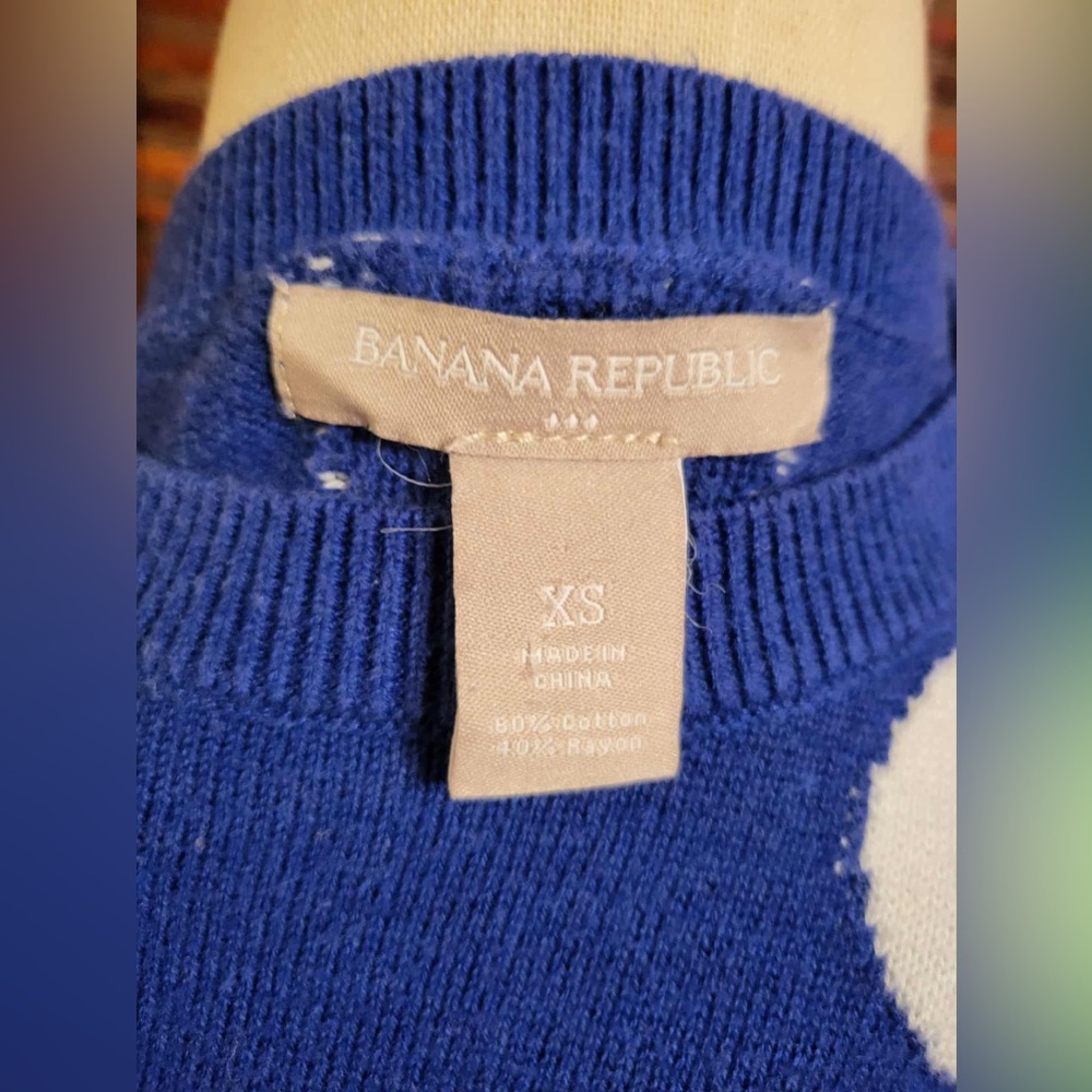 Banana Republic Light Royal Blue Sweater - Picture 2 of 4